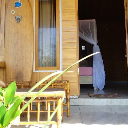 Friend House Stay & Surf Airsatang Esterno foto