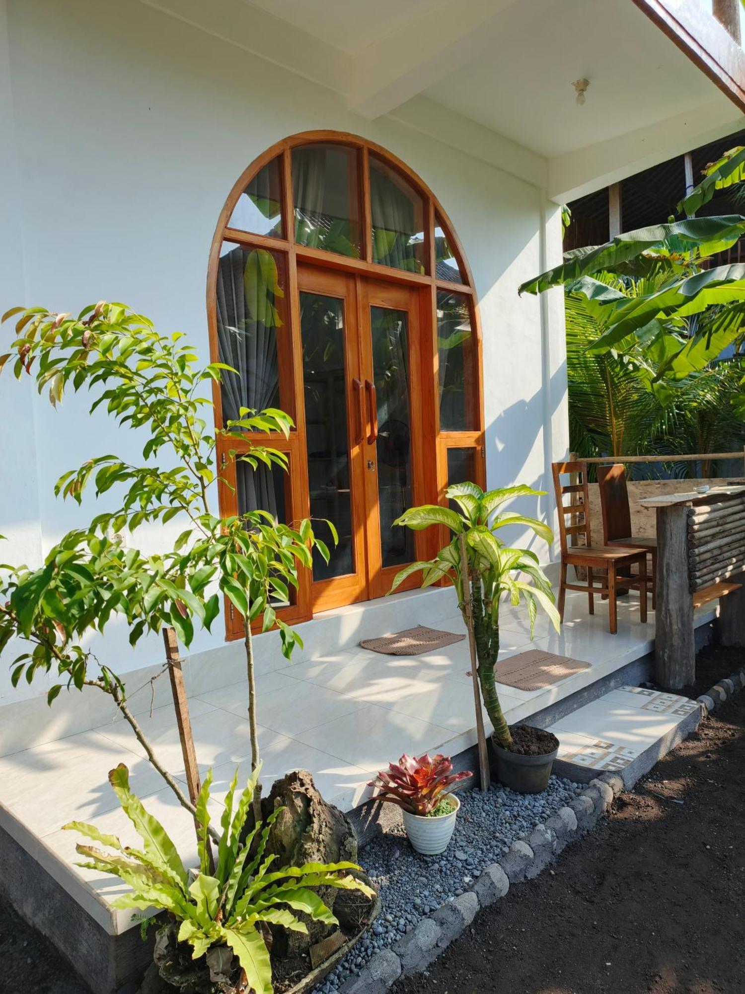 Friend House Stay & Surf Airsatang Esterno foto