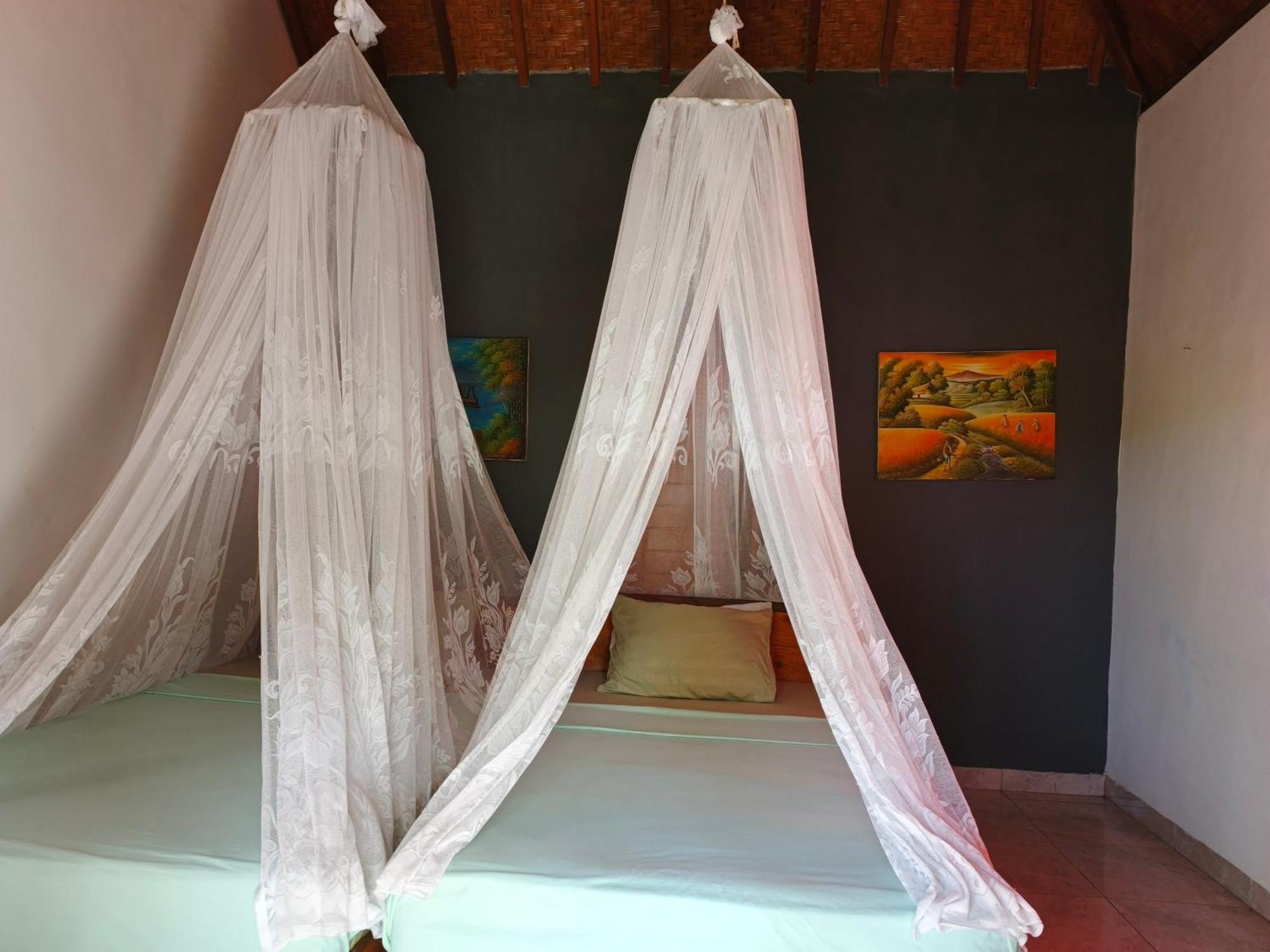 Friend House Stay & Surf Airsatang Esterno foto