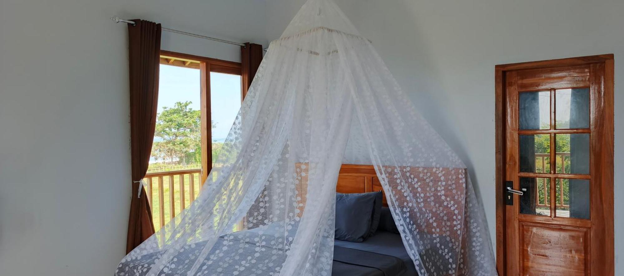 Friend House Stay & Surf Airsatang Esterno foto