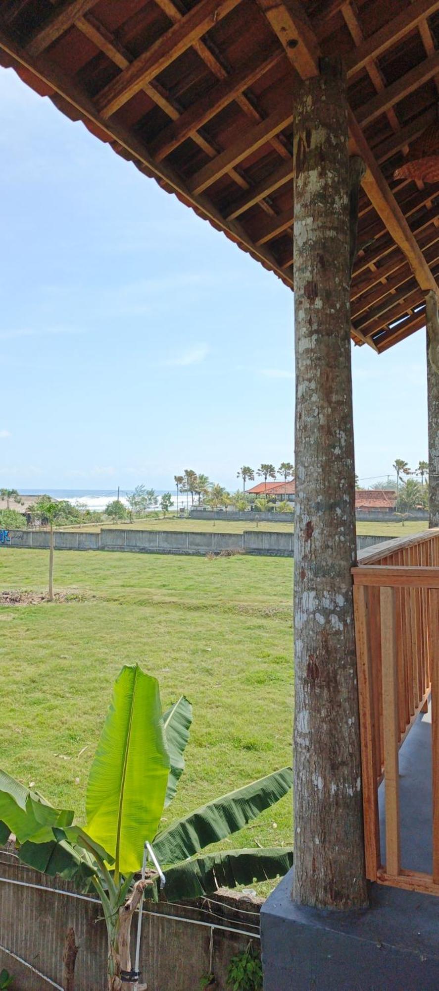 Friend House Stay & Surf Airsatang Esterno foto